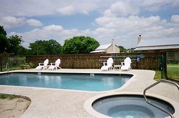 Bed and Breakfast Back Forty Of Fredericksburg Exterior foto